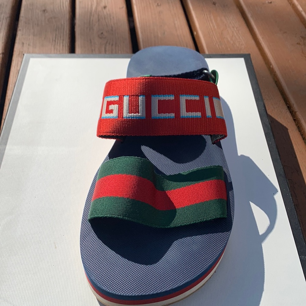 Gucci Strap Sandals Red size 12